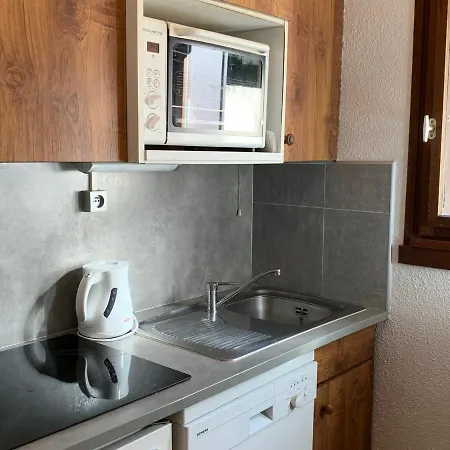 Studio Alcove Cosy A 200m Du Centre-ville De Chamonix, Proche Des Pistes Et Des Transports - Fr-1-507-73 *